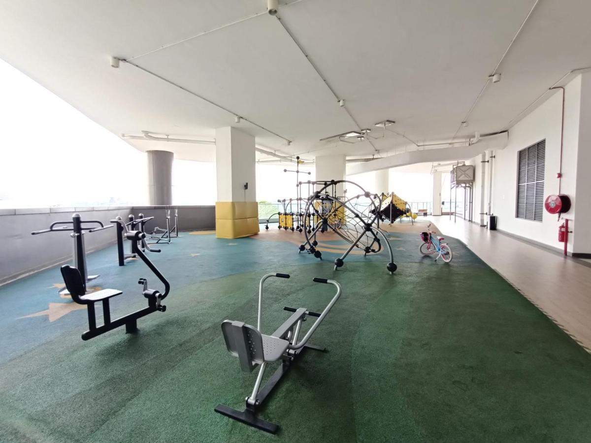 R&F Princess Cove Premium Homestay Famaily جوهر بهرو المظهر الخارجي الصورة